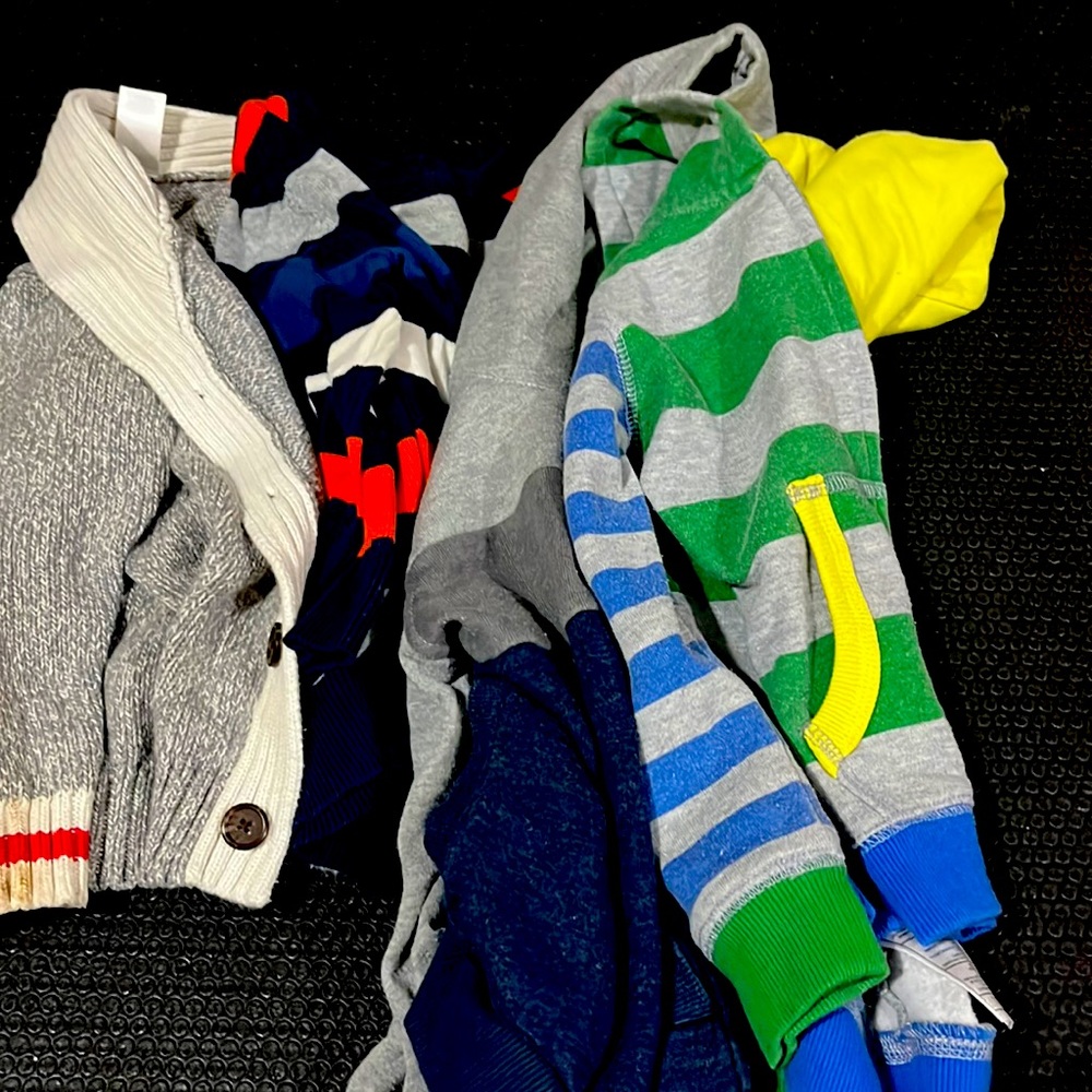 Lot of 4 boys sweater size 3 (dkny, Carter’s, Childrens place, and Paul frank)
